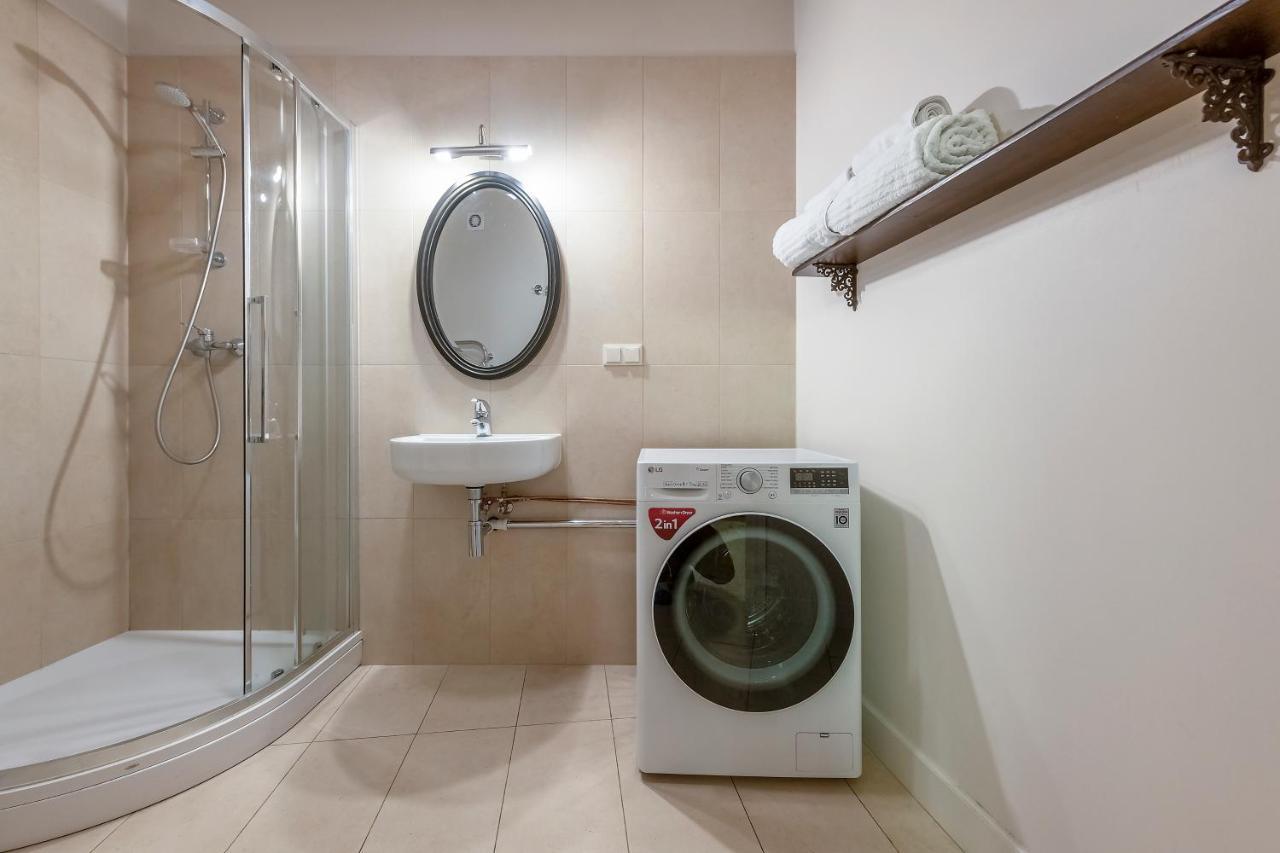 Luxury Gaono Apartments Vilnius Old Town I Self Check In I Free Private Parking Екстер'єр фото